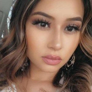 Meet your Posher, Revae